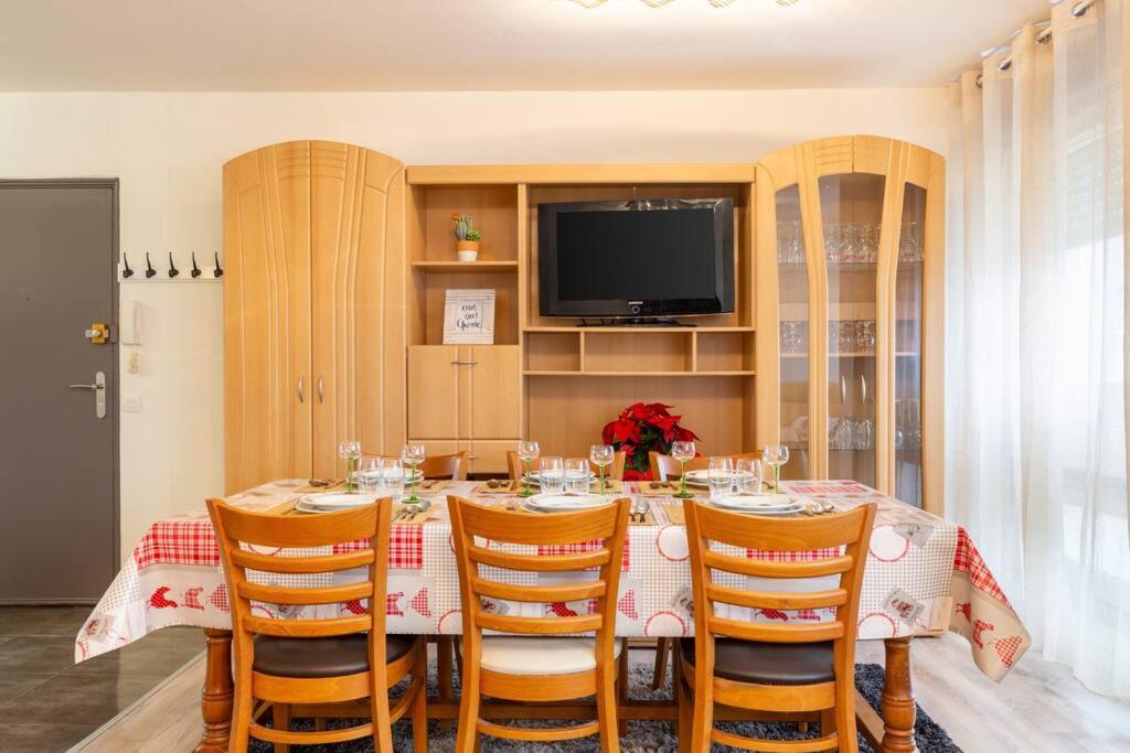 Superbe Appartement Spacieux Avec Parking Gratuit Illzach Екстериор снимка
