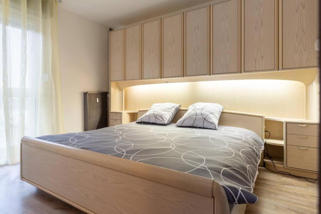 Superbe Appartement Spacieux Avec Parking Gratuit Illzach Екстериор снимка