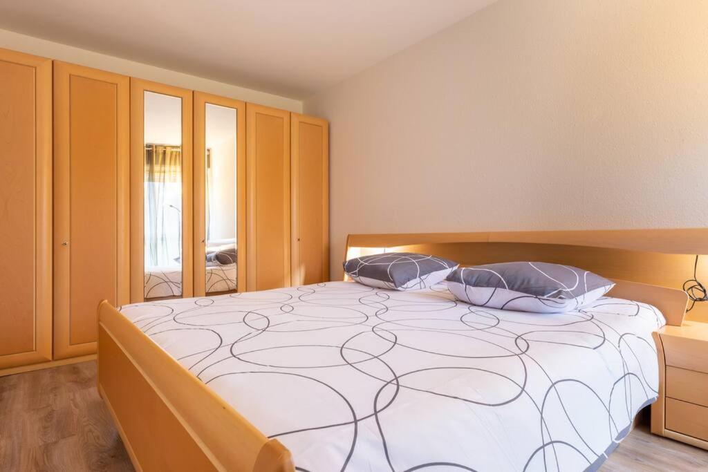 Superbe Appartement Spacieux Avec Parking Gratuit Illzach Екстериор снимка